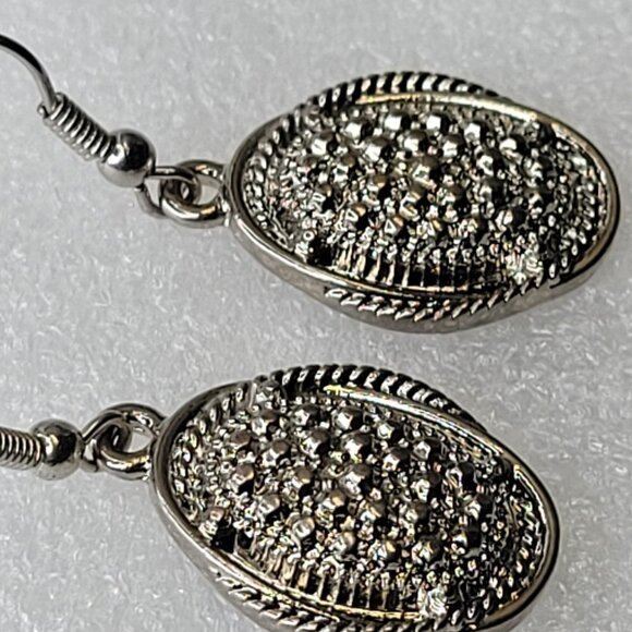 Silver Tone Oval Small Earrings - Picture 4 of 11